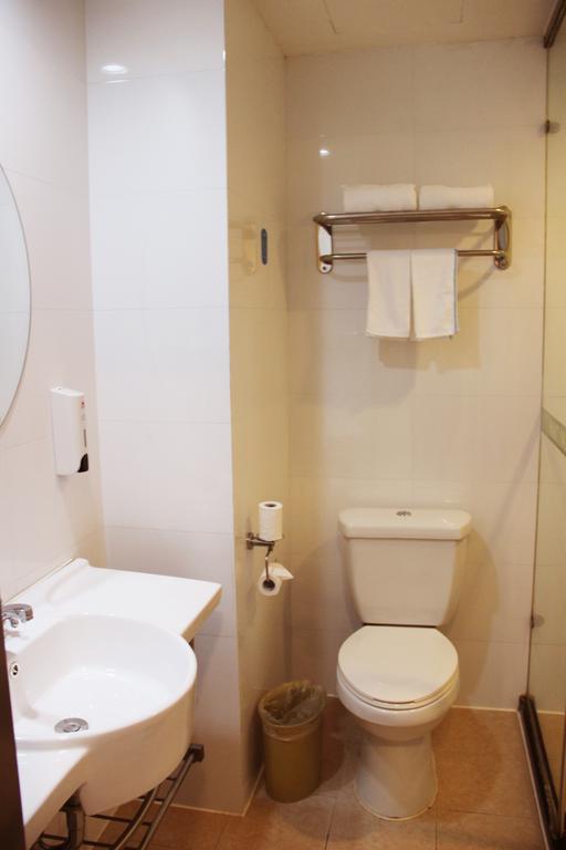 Hanting Hotel Shenyang Zhongshan Square Rom bilde